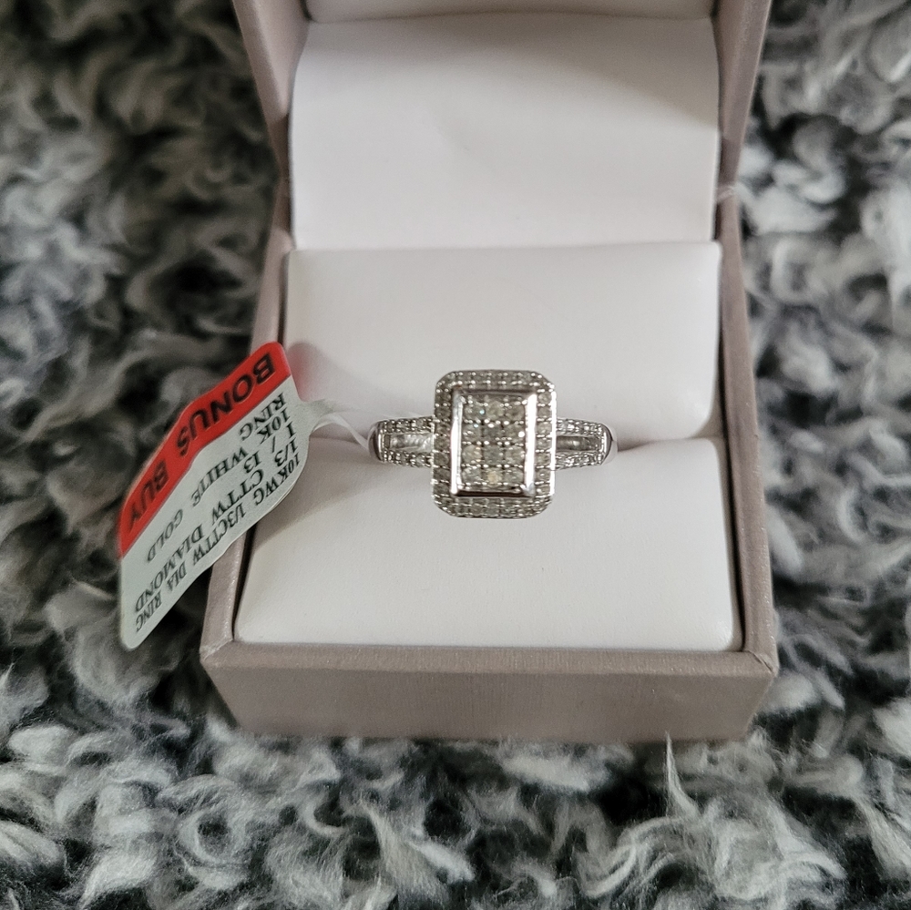 Diamond Ring